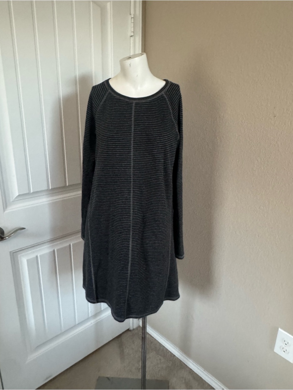 J. Jill Black and Charcoal Striped Long Sleeve Knit Cotton Blend Tunic Dress